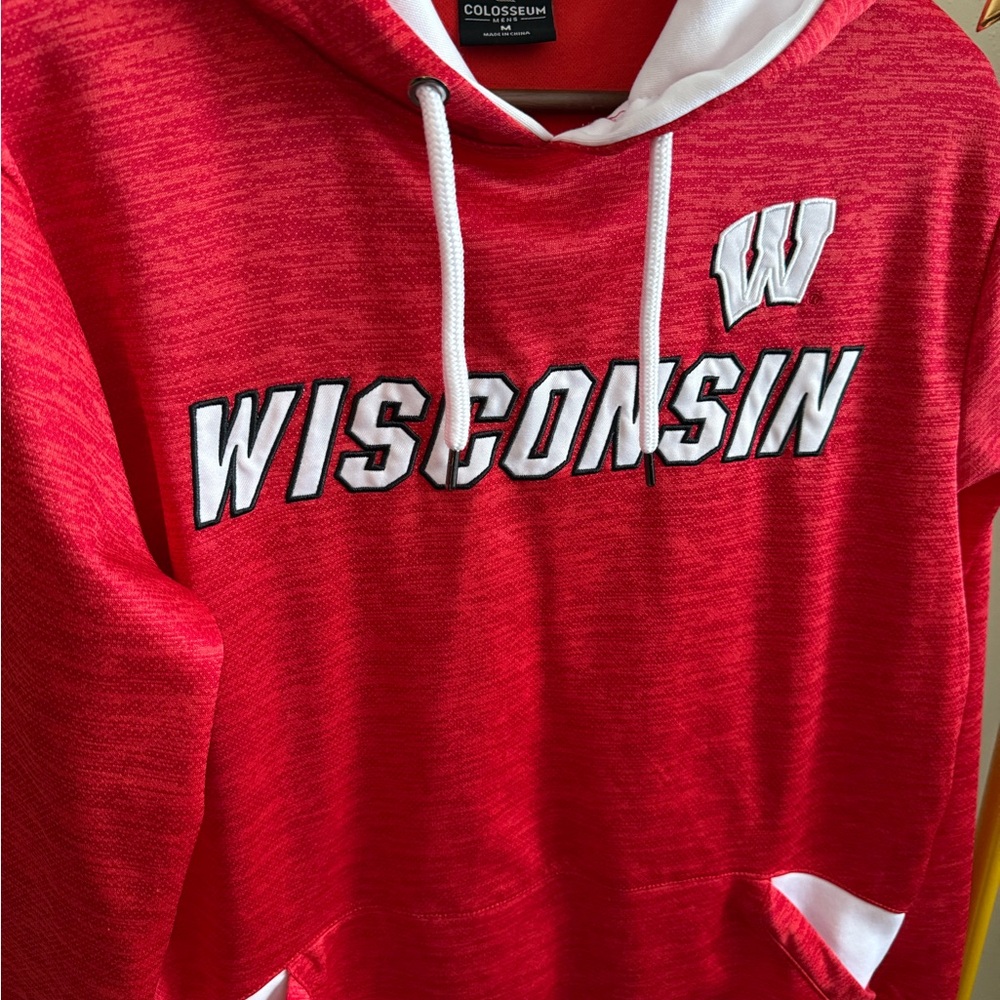 Colosseum Red Wisconsin Hoodie - Picture 3 of 5